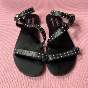 Size 8 Amuse Society x Matisse Rock Muse 
Black Sandals with Silver Studs